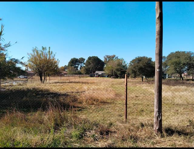 1,107M² VACANT LAND FOR SALE IN RIVERSDALE